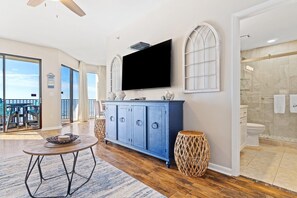 Interior - Phoenix VII 1102 (Orange Beach)