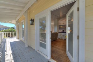 Ferienhaus, Mehrere Betten (Ole River Cottage) | Terrasse/Patio