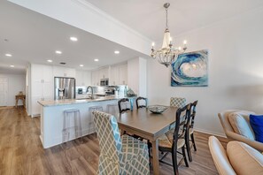 Apartment, Mehrere Betten (Spanish Key 604) | Speisen
