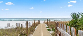 Grand Caribbean West 205