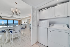 Condo, 1 King Bed (Shipwatch D601) | Interior