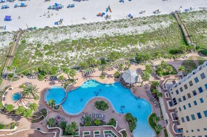 Apartment, Mehrere Betten (Indigo East 2104 Penthouse) | Pool | Außenpool, beheizter Pool