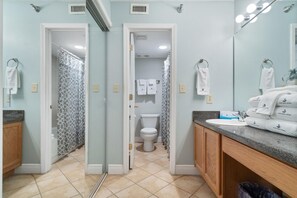 Apartment, 1 King-Bett und Schlafsofa (Perdido Sun 414) | Badezimmer