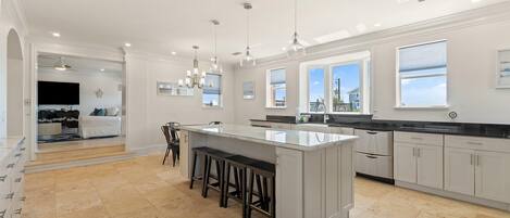 Huis, meerdere bedden (Bella Villa Waterfront Suite) | Privékeuken