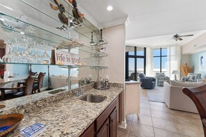 Apartment, Mehrere Betten (The Oasis at Orange Beach 3209 (Phoen) | Eigene Küche | Küchenrolle