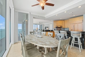 Condo, varias camas (Mediterranean East 1101) | Restaurantes