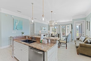 Apartment, Mehrere Betten (Peninsula Golf Club - The Links 204A) | Innenbereich