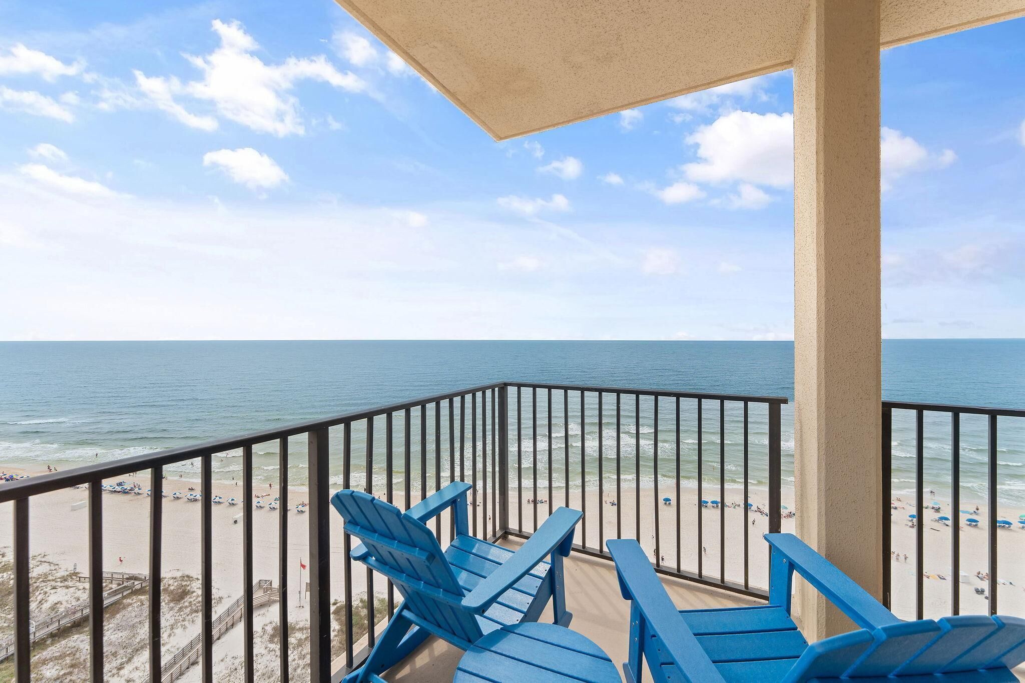 Condo, Multiple Beds (Phoenix V 1517) | Property grounds