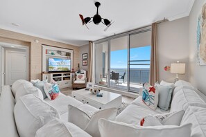 Appart'hôtel, plusieurs lits (Indigo West 1602) | Coin séjour