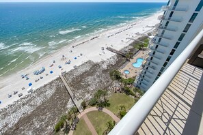 Appart'hôtel, plusieurs lits (Indigo West 1602) | Enceinte de l’hébergement