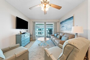 Condo, Multiple Beds (Harbor House B12 - My Blue Heron) | Living area