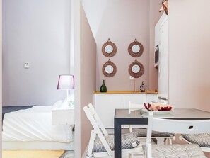 1 sovrum, strykjärn/strykbräda, internet och sängkläder