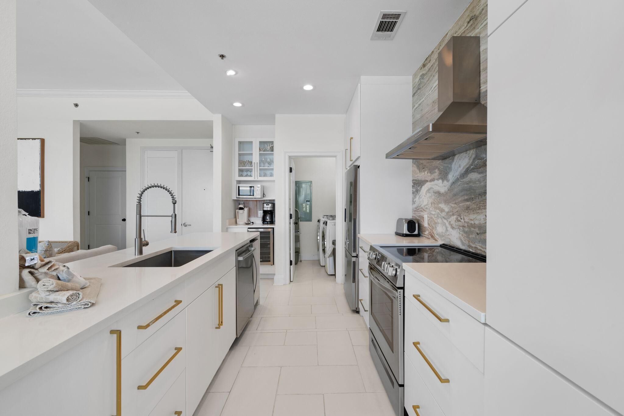 公寓客房, 多張床 (La Playa 402) | 私人廚房 | 紙巾