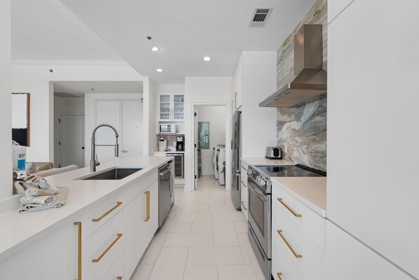 Leilighet, flere senger (La Playa 402) | Eget kjøkken | Papirhåndklær