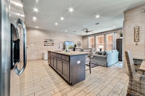 Maison, Plusieurs lits (Romeo Beach Cottage 6) | Intérieur