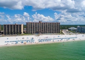 Condo, 1 trÚs grand lit et 1 canapé-lit (Phoenix V 102) | Plage | Sur la plage