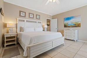 公寓客房, 多張床 (Phoenix VIII 1406) | 3 間臥室、熨斗/熨衣板、無線上網