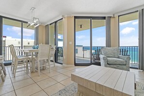 Interior - Phoenix Viii 1406 (Orange Beach)