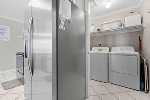 Condo, 1 King Bed with Sofa bed (Shore Break) | Interior - Shore Break (Pensacola)