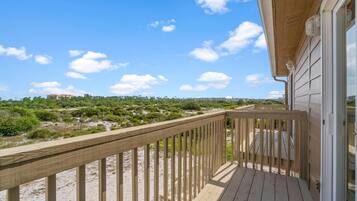 Condo, 1 King Bed with Sofa bed (Shore Break) | Property grounds