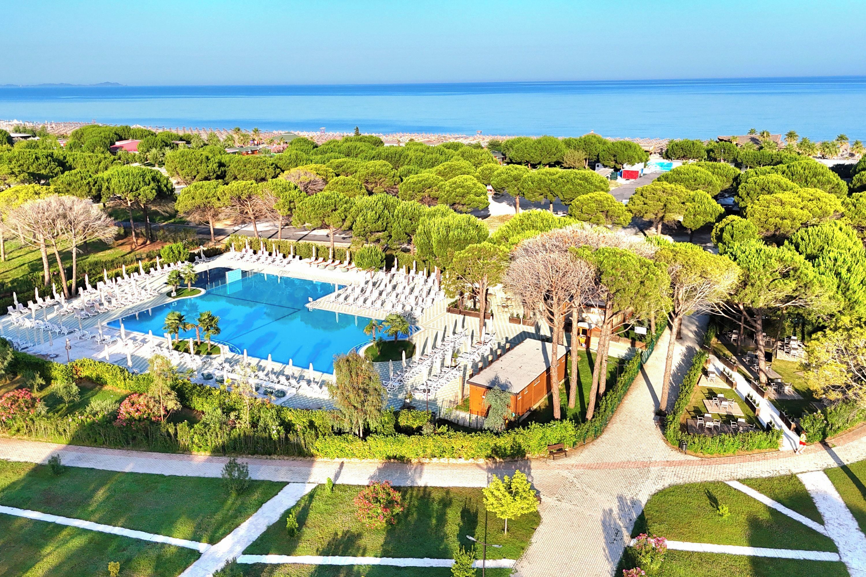 Seasonal outdoor pool