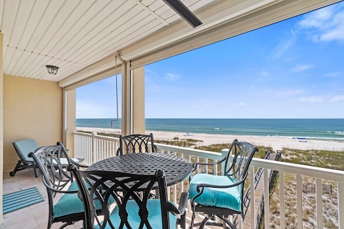 Riviera Dunes 302