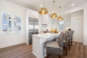 House, Multiple Beds (The Bluffs #6 - Coastal Bliss) | Private kitchen | Paper towels - The Bluffs #6 - Coastal Bliss (Orange Beach)