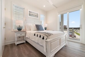 House, Multiple Beds (The Bluffs #6 - Coastal Bliss) | 4 bedrooms, WiFi