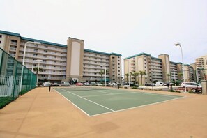 Condo, Multiple Beds (Sandy Key 337) | Sport court