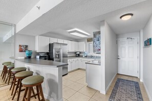 Condo, Multiple Beds (Sandy Key 337) | Private kitchen | Paper towels