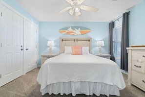 Condo, Plusieurs lits (Grand Caribbean East 114) | 2 chambres, fer et planche à repasser, Wi-Fi