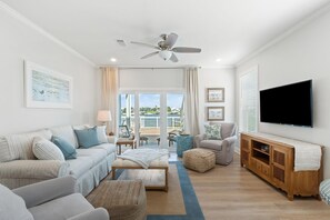 Lägenhet - 1 kingsize-säng med bäddsoffa (Pescador Landing 6A) | Vardagsrum | Tv