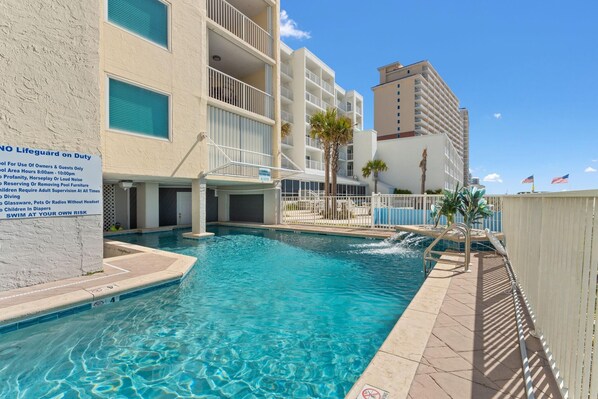 Pool - Castaways 5D (Gulf Shores)