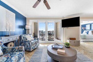 Living area - Castaways 5D (Gulf Shores)