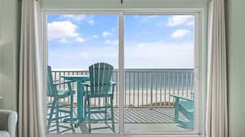 Condo, 1 Queen Bed with Sofa bed (Tidewater 703) | Interior