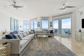 Condo, Multiple Beds (Palacio Penthouse 1902) | Living area | TV - Palacio Penthouse 1902 (Pensacola)