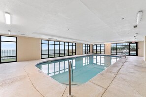 Bloc d'apartaments, diversos llits (Grand Pointe 401) | Piscina | Piscina a l'aire lliure