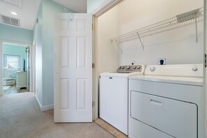 House, Multiple Beds (C'est La Vie) | Interior