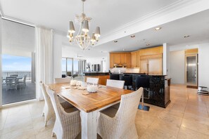 Appartamento, letti multipli (Mediterranean East 401) | Ristoranti