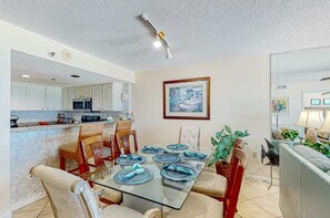 Condo, Multiple Beds (Summerchase 506) | Dining