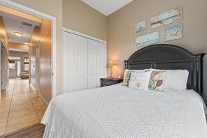 3 bedrooms, iron/ironing board, WiFi - Villagio C246 (Pensacola)