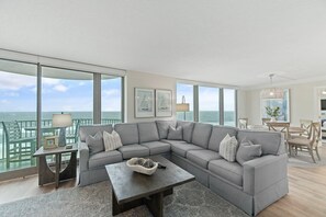 Living area - Perdido Towers East 901 (Pensacola)