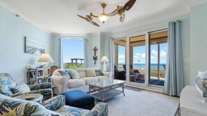Leilighet, flere senger (Beach Colony West 1B) | Oppholdsområde