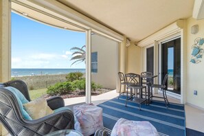 Condo, várias camas (Beach Colony West 1B) | Opções para refeição ao ar livre