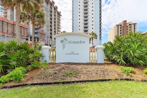 Condo, várias camas (Colonnades 1402) | Área da propriedade