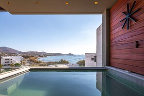 4 bedrooms, soundproofing - Coocono Tinos Private Villas (Tinos)