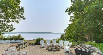 Oceanfront Mid-Coast Maine Home w/ Private Beach!