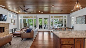 TV connectée, espaces bureaux