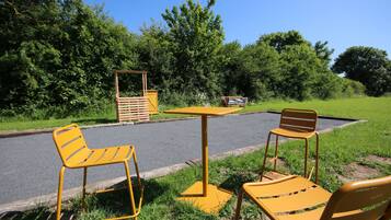 Children's play area - outdoor