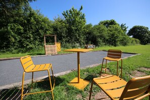 Area giochi per bambini (all'aperto)